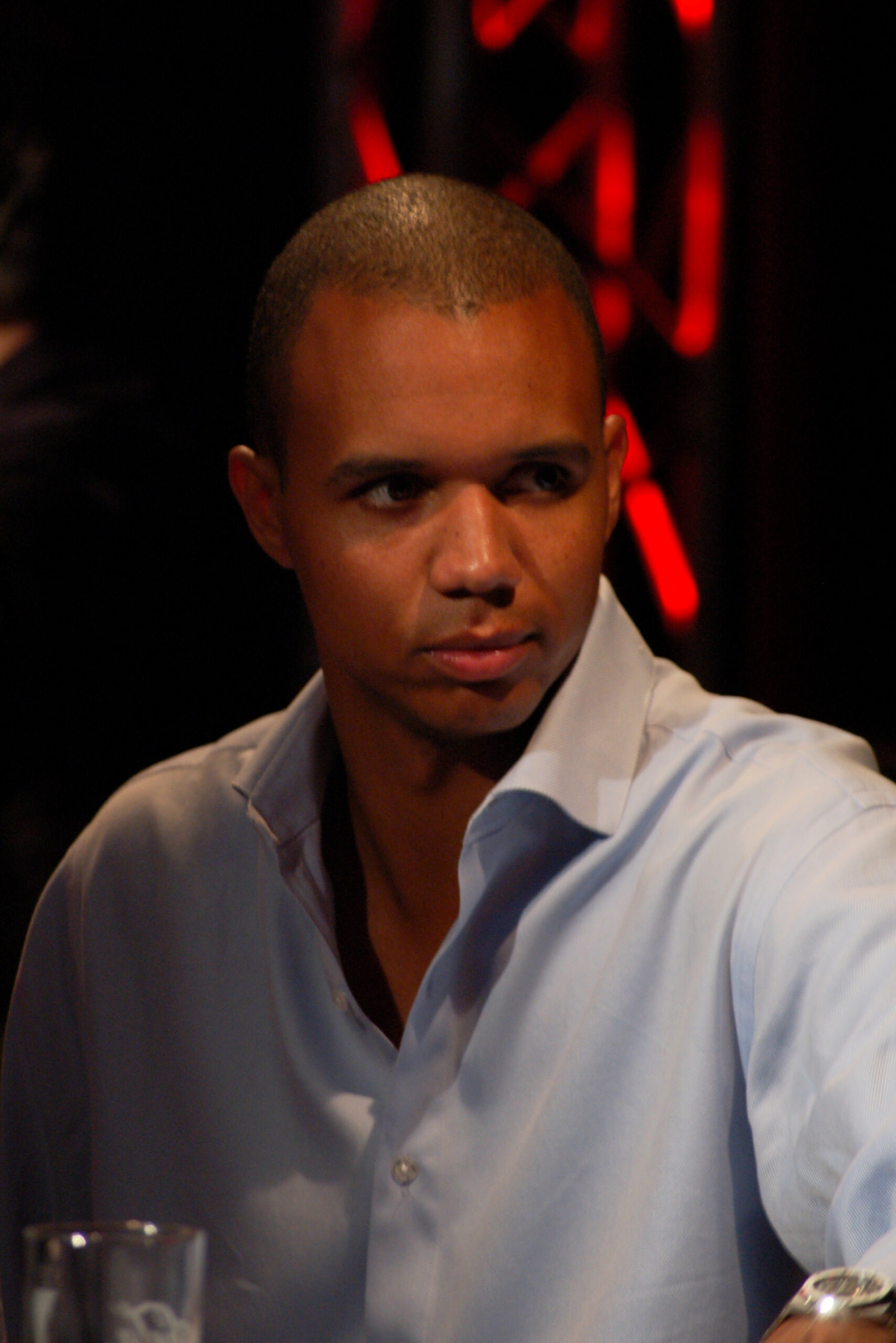 Phil Ivey Posts $1 Million Bail Bond for ICEd Phuas