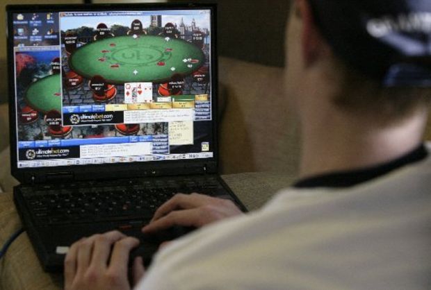 NJ Online Poker Industry Posts Record Month Due to Coronavirus