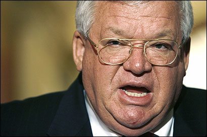 Dennis Hastert, who Spearheaded Internet Poker Ban to “Protect Our Children,” Abused Four Underage Boys, Say Prosecutors in Fraud Trial