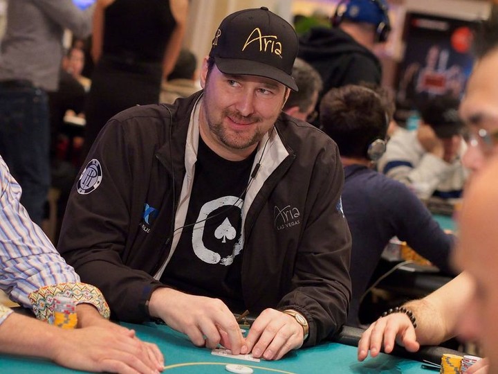 Phil Hellmuth Backs out of Coaching November Nine Short Stack Federico Butteroni