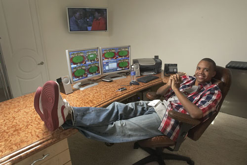 Phil Ivey is Online Poker’s Biggest Loser in 2015