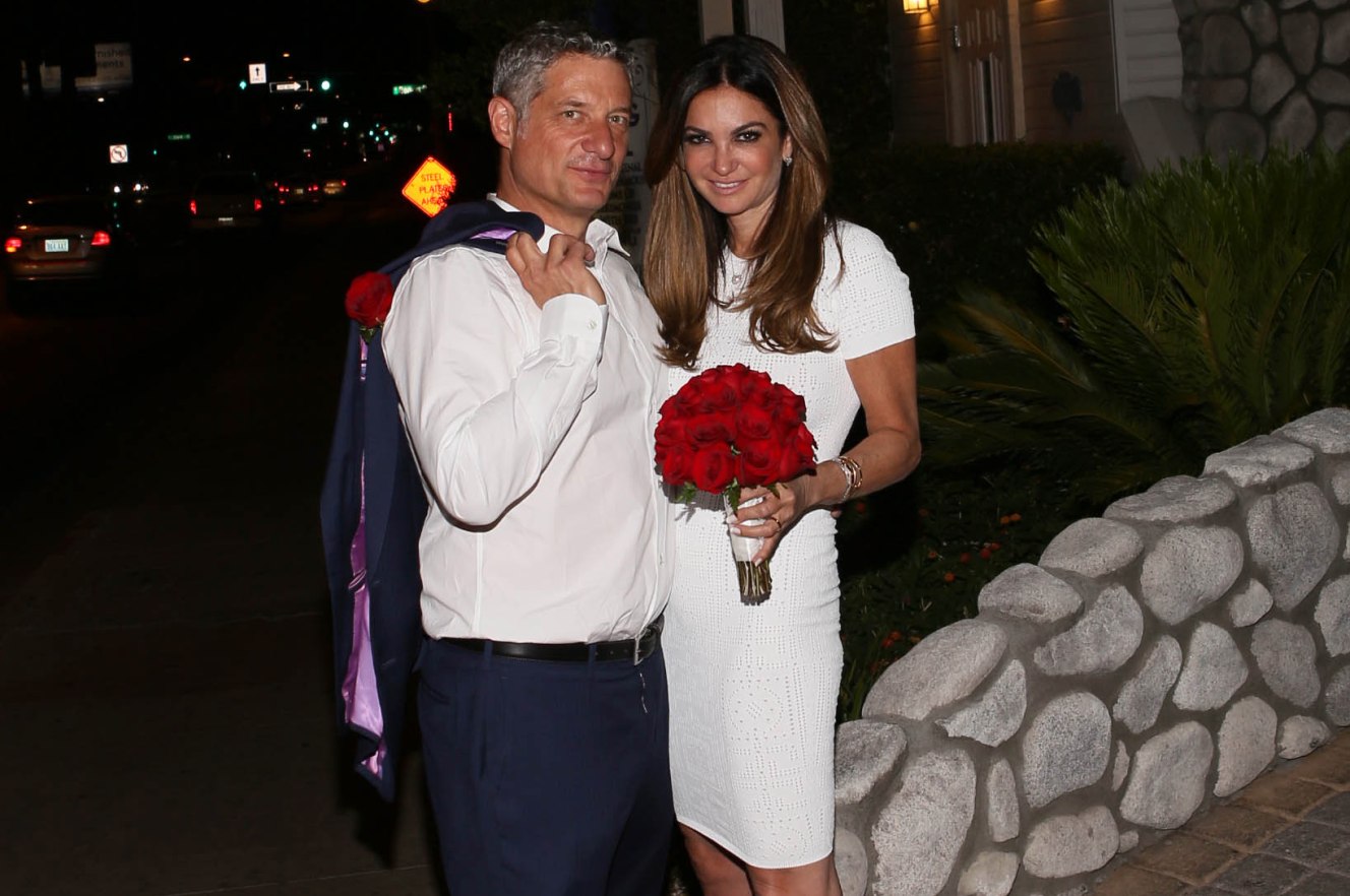 Beth Shak Marries New York-Based Fox News Reporter in Not-Very-Secret Las Vegas Ceremony