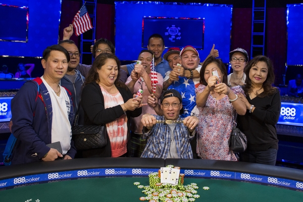 WSOP Day 34 Recap: PPC Bubble Bursts, Le Lands in First, Hellmuth Out of Luck