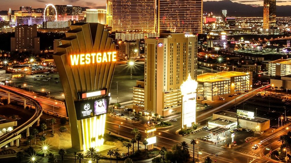Regular Joe Starbucks Barista Wins Just Shy of a Million in Las Vegas Westgate SuperContest