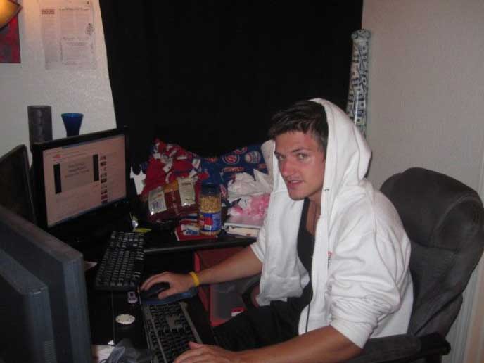 Joe Ingram Turns 40,000 Words Into a Novel Prop Bet