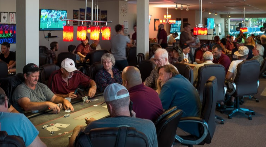 Bill That Would Shut Down Oregon Poker Clubs Moves Forward