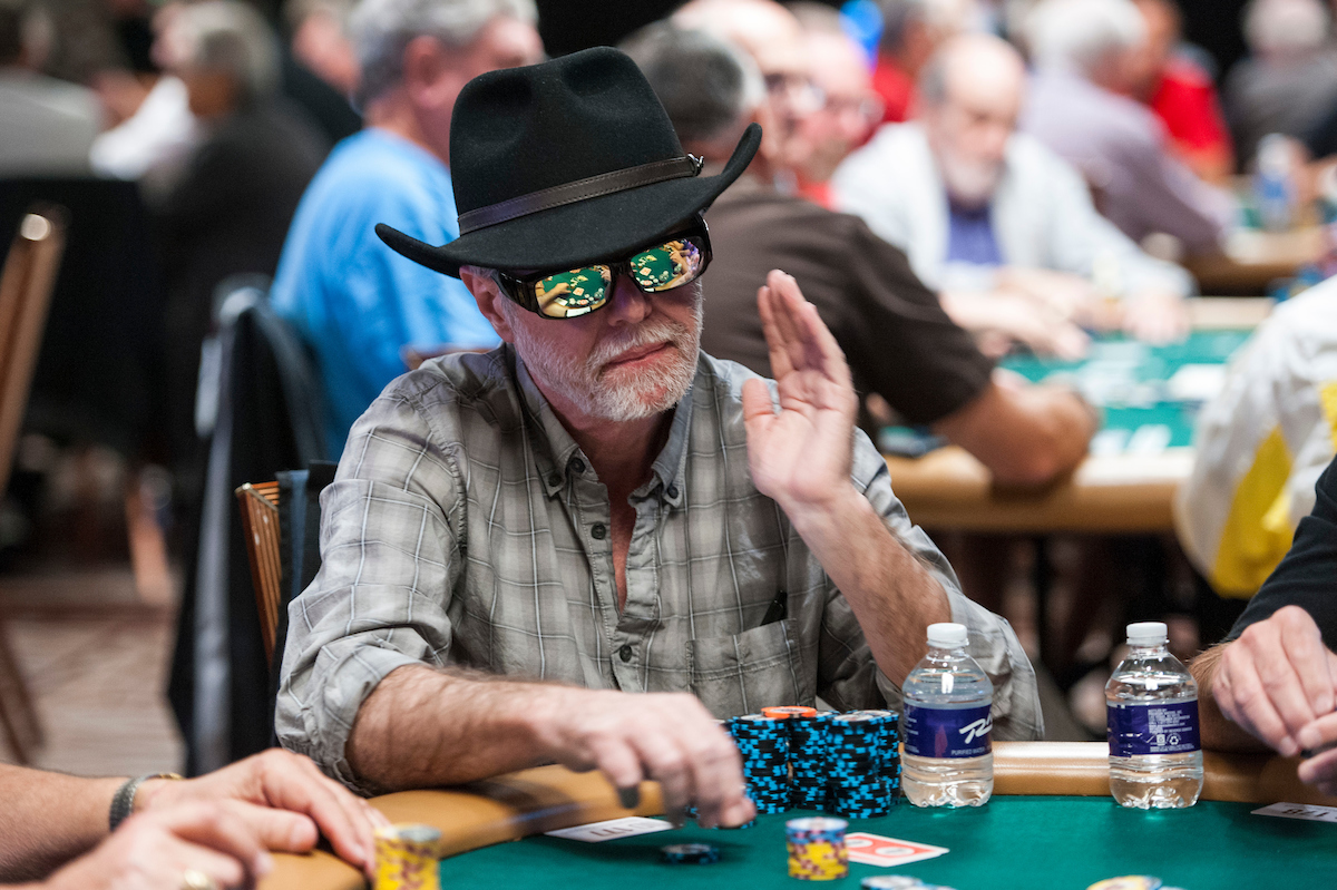 WSOP: Rare Title Defense in Super Seniors, Quickie Bracelet Score in Super Turbo, Jaka and Madsen Leading, Limited Negreanu