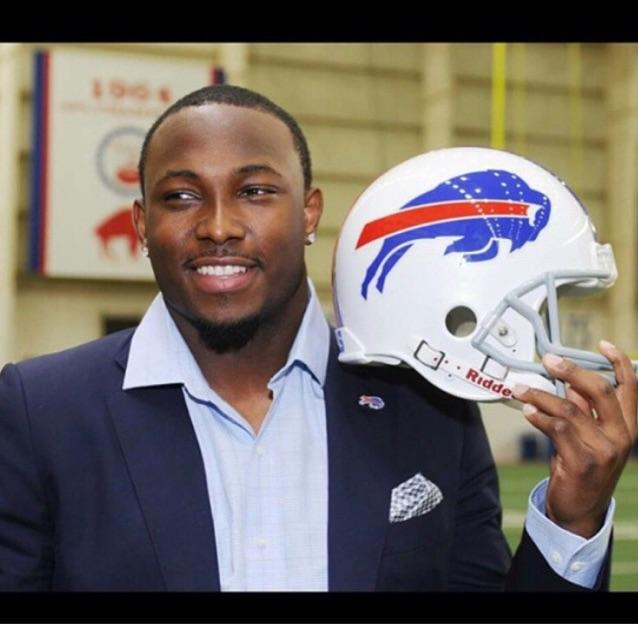 NFL’s LeSean McCoy Hopes to Run to Bank with NBA Finals Bet