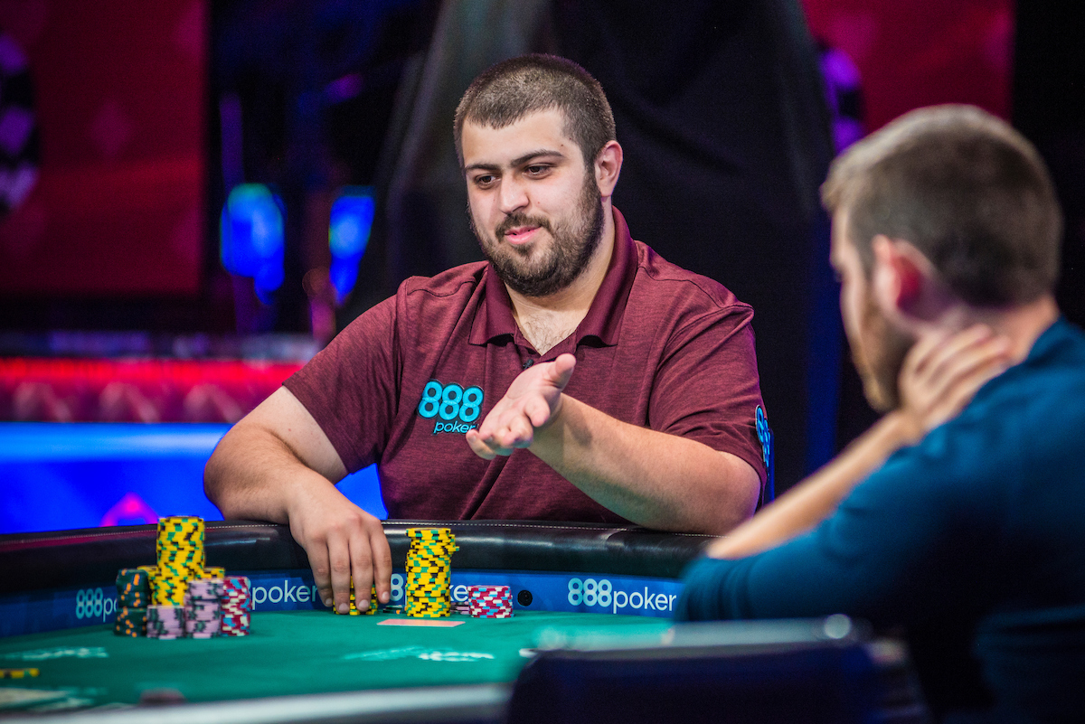 What Are the Odds? Chip Leader Scott Blumstein Vegas Favorite to Win WSOP Main Event