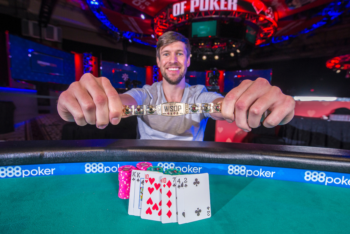 Tom Koral Overcomes 20-to-1 Chip Disadvantage to Win First WSOP Bracelet