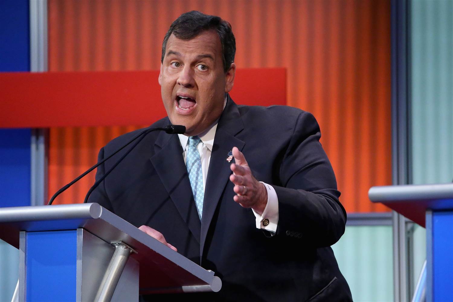 Gov. Chris Christie gives the green light to DFS in New Jersey.
