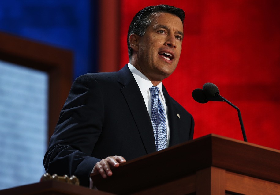 Nevada Governor Brian Sandoval Wants Marijuana, Casino Industries to Be Better Business Buds