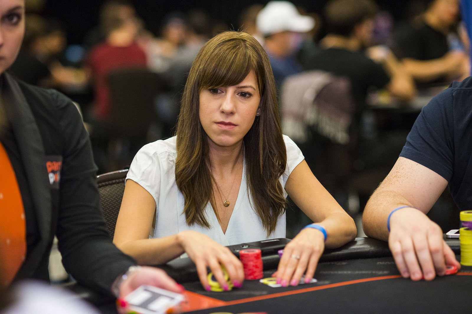 Partypoker Ladies Courts Players Through Special Tournaments, Social Media Channels