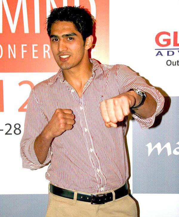 Pro Boxer Vijender Singh to Fight for Poker in India as Part of PokerBaazi Deal