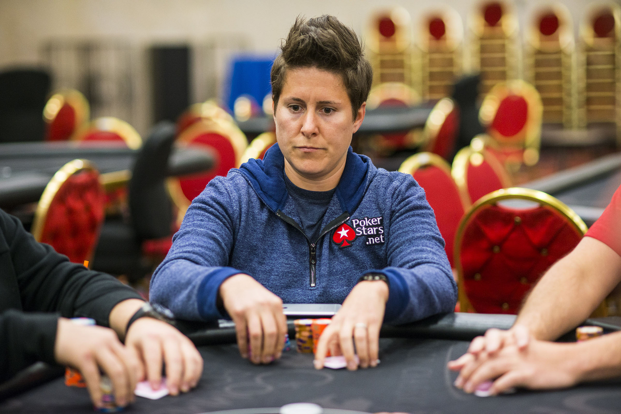 ‘Retired’ Vanessa Selbst to Compete in WSOP Main Event (for Charity)
