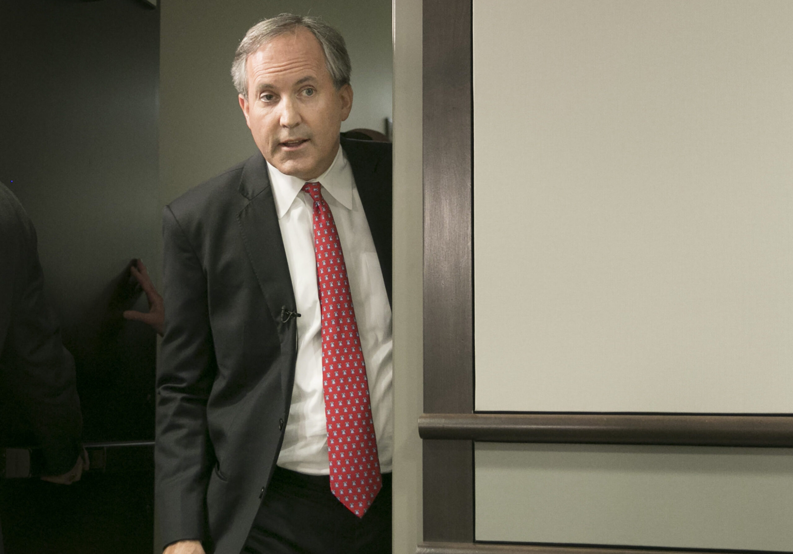 Texas Card Rooms Play on After Attorney General Declines to Opine on Their Legality