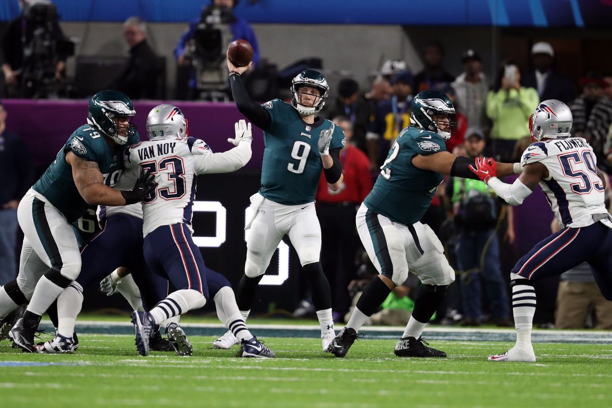 NFL Week One Betting Sees Super Bowl Foes Eagles and Patriots Favored by Oddsmakers