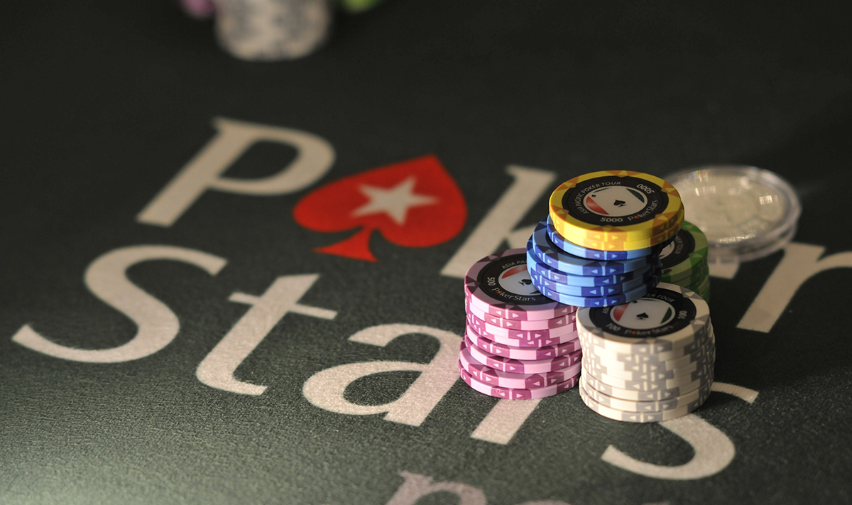 Online Poker Revenue Slips in Pennsylvania, Rises in NJ While Online Gambling Revenues Soar in Both States