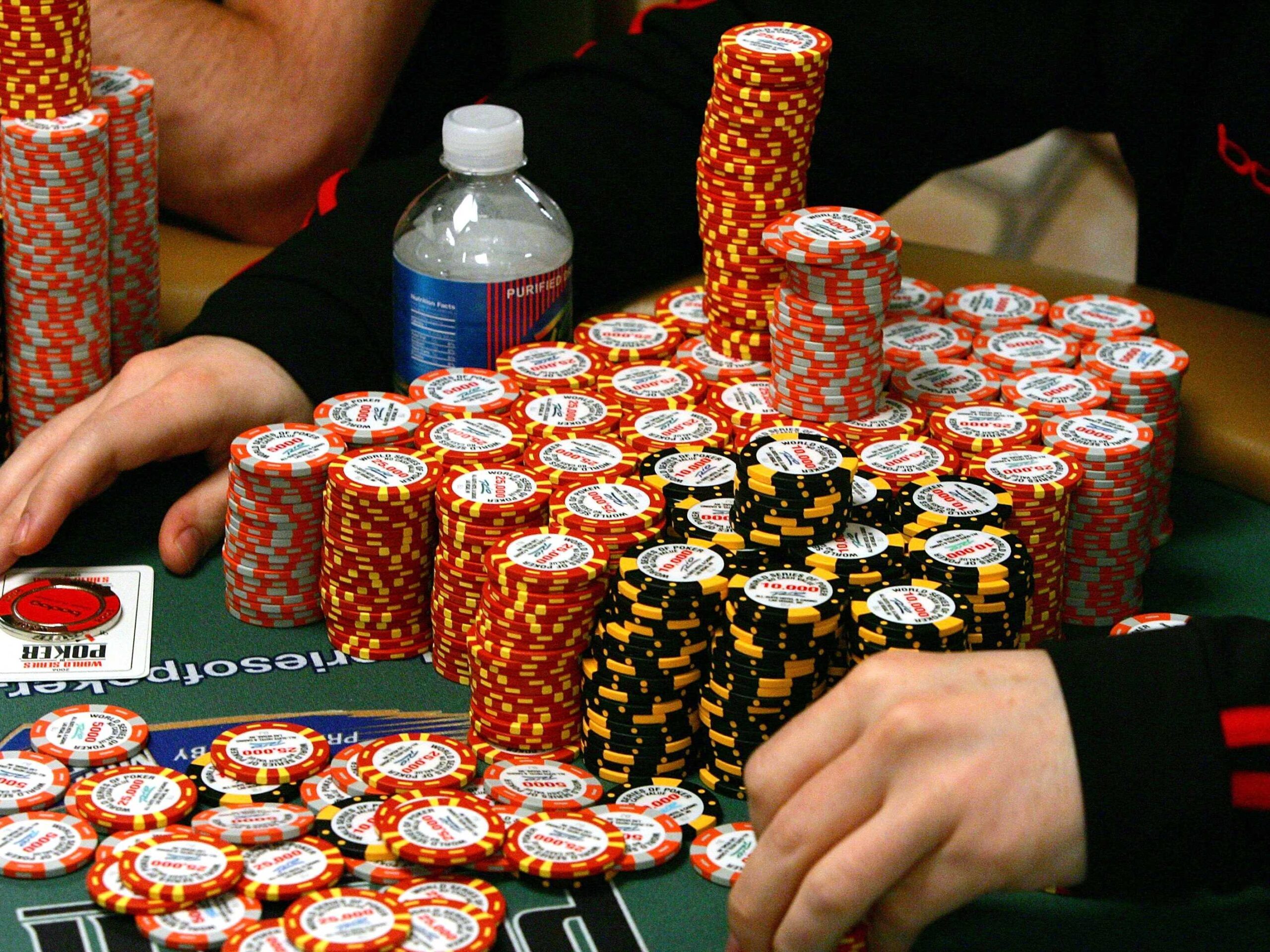 Poker Player Justin Lapka Accused of Starting WSOP Circuit Event with ‘Too Many Chips’