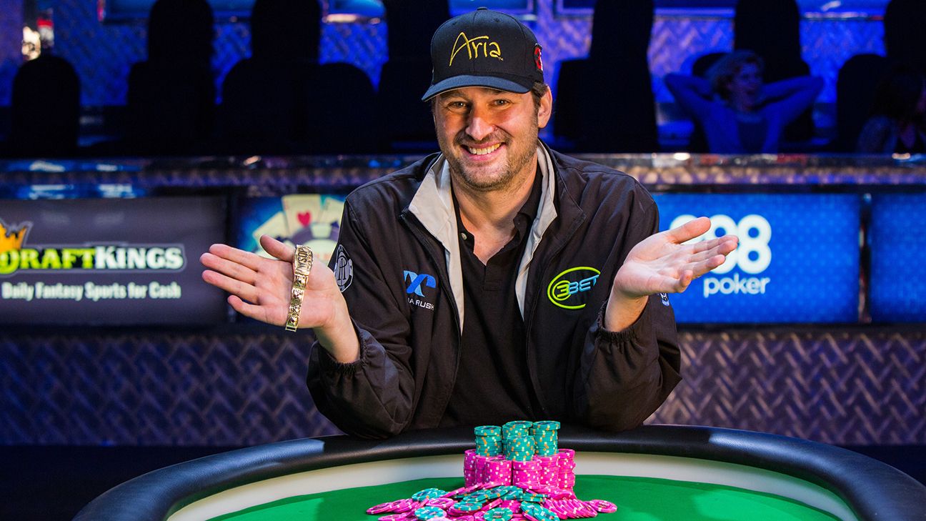 Phil Hellmuth Wins $23K Prop Bet by Returning Serve, Scoring Point off Tennis Pro (VIDEO)