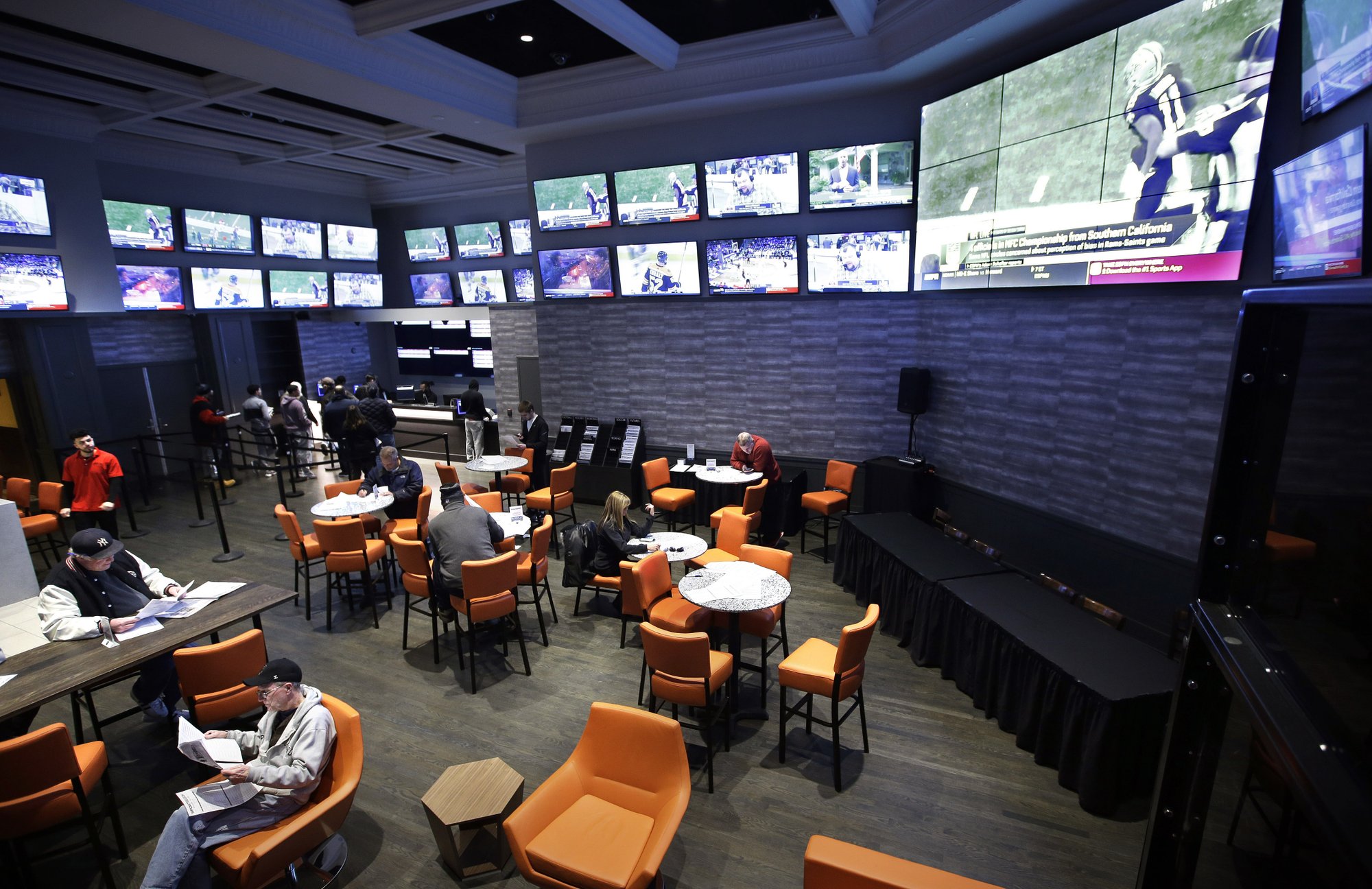 Rhode Island Sportsbooks Lose $900K in February to Fall Further Behind Optimistic Projections