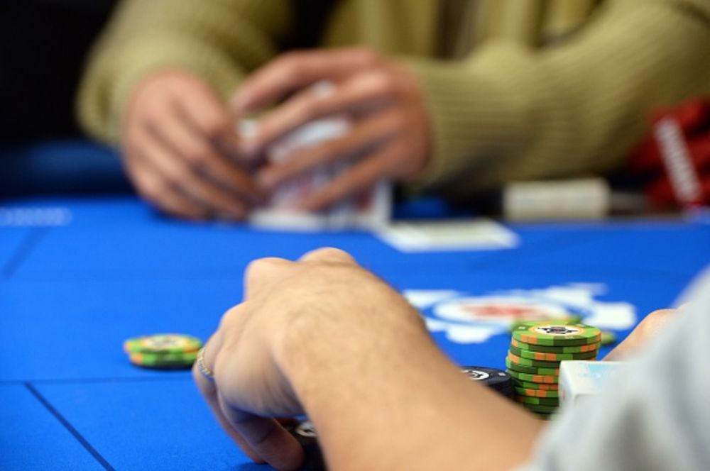 Winning Poker Strategy: 8 Keys to Successful Bluffing