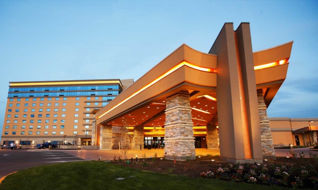 Employee Diagnosed with Coronavirus Forces Oregon Casino to Close