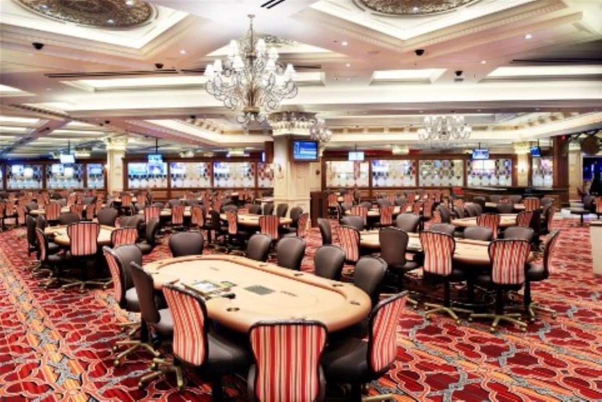 Venetian Poker Room in Las Vegas Will Give Four-Handed Play a Shot When Casino Reopens