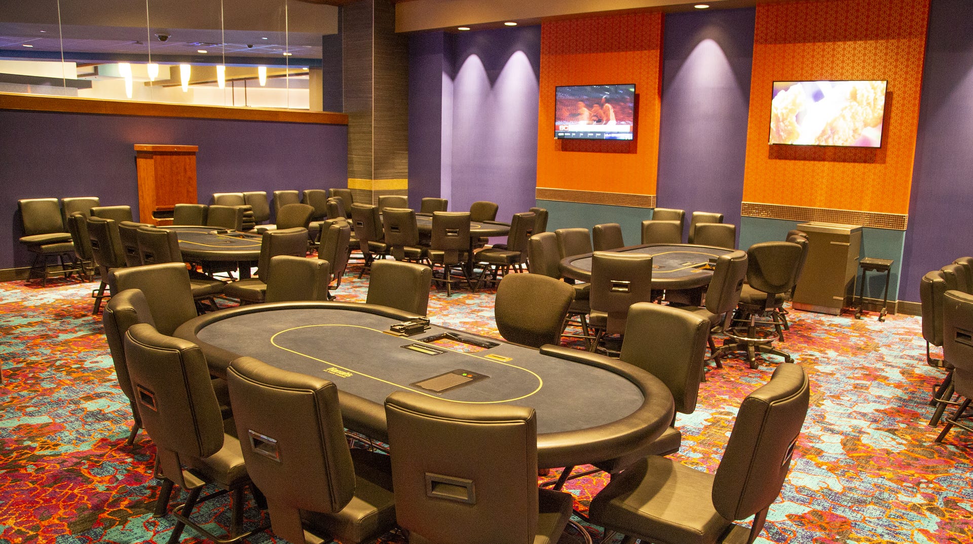 Harrah's Ak-Chin Poker room