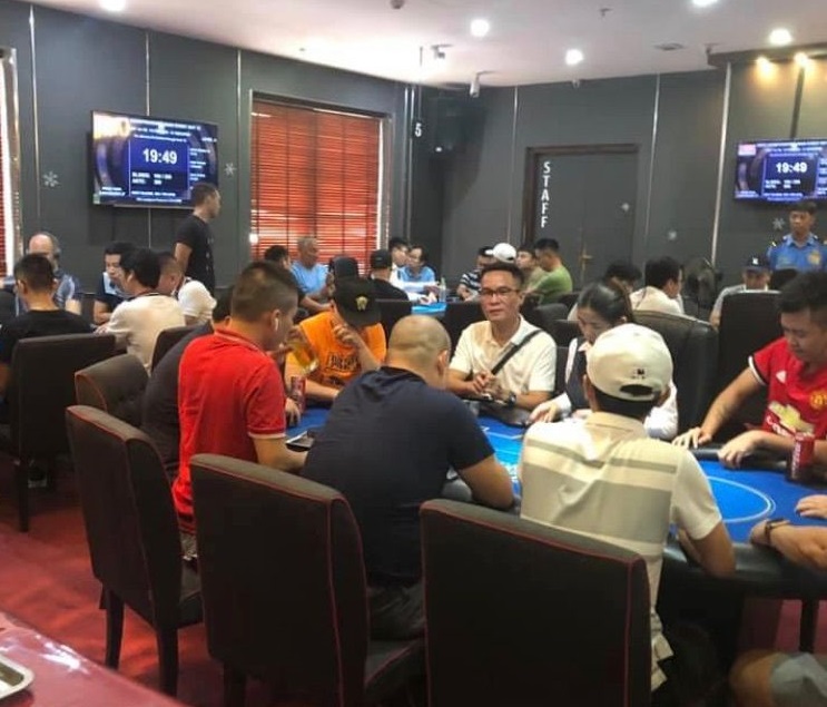 Vietnam poker room
