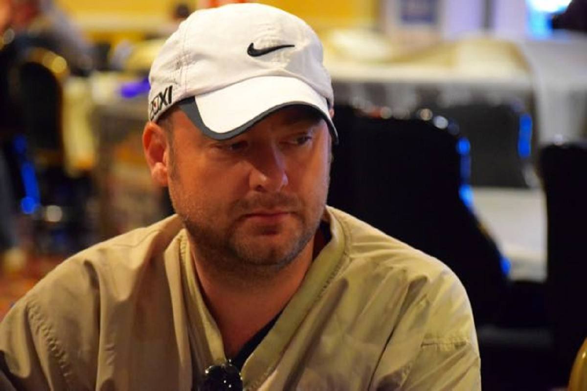 Poker Community Rallies Behind Veronica Brill as Mike Postle Files Lawsuit