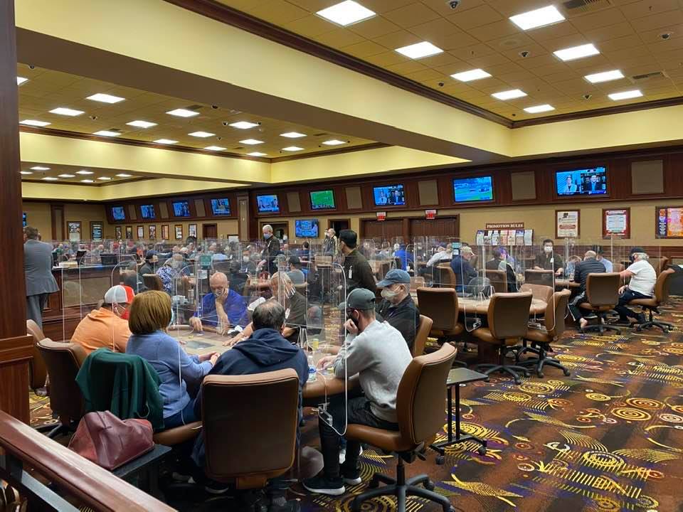 Las Vegas Poker Rooms Still Surviving Despite Governor's Restrictions