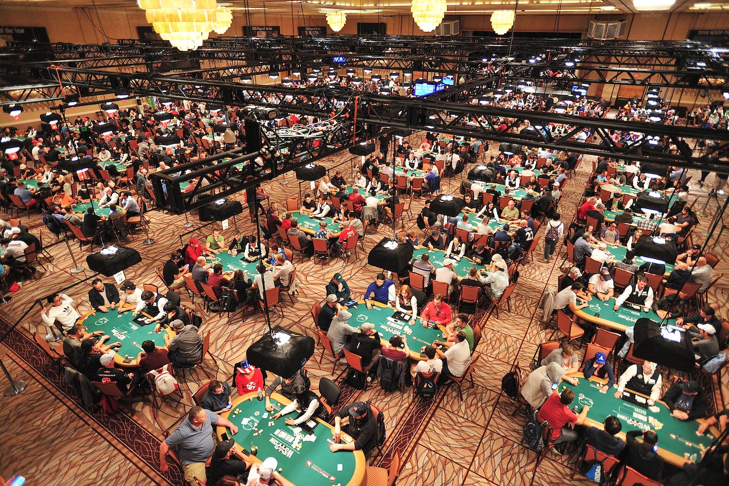 World Series of Poker in the Fall Every Year? Poker Players Weigh the Pros and Cons