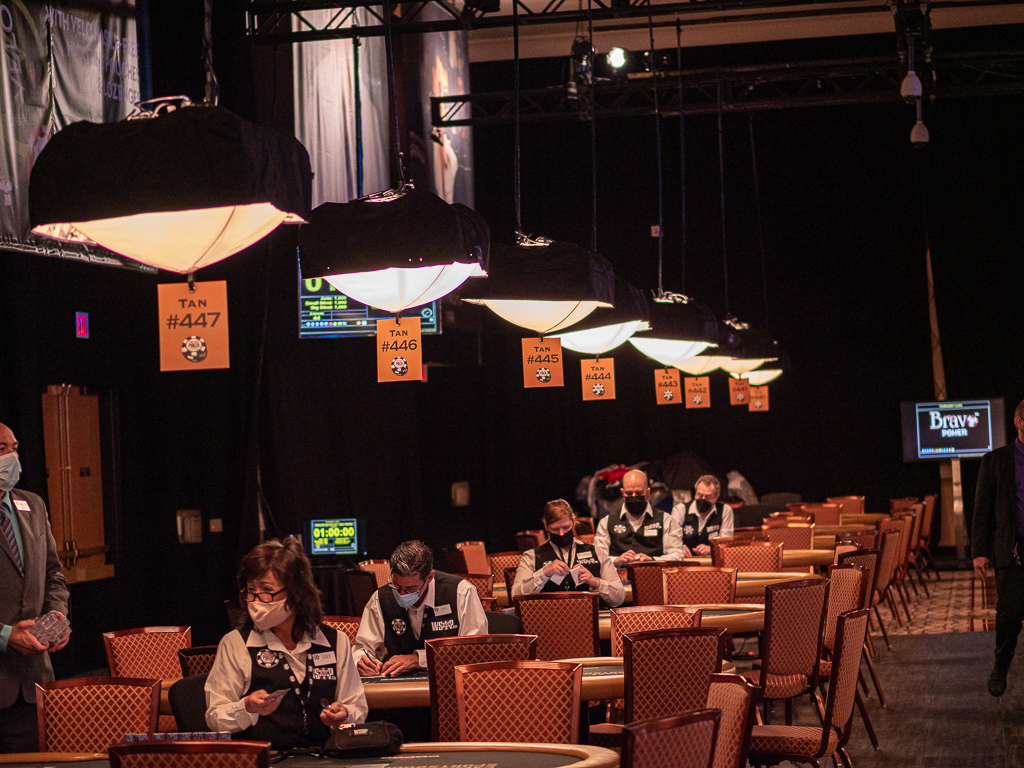 empty poker tables