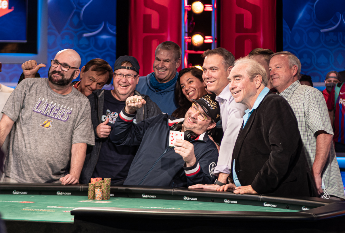 Phil Hellmuth Makes it 16 and Breaks WSOP Bracelet Record (Again)