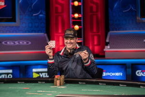 Hellmuth bracelet winner photo