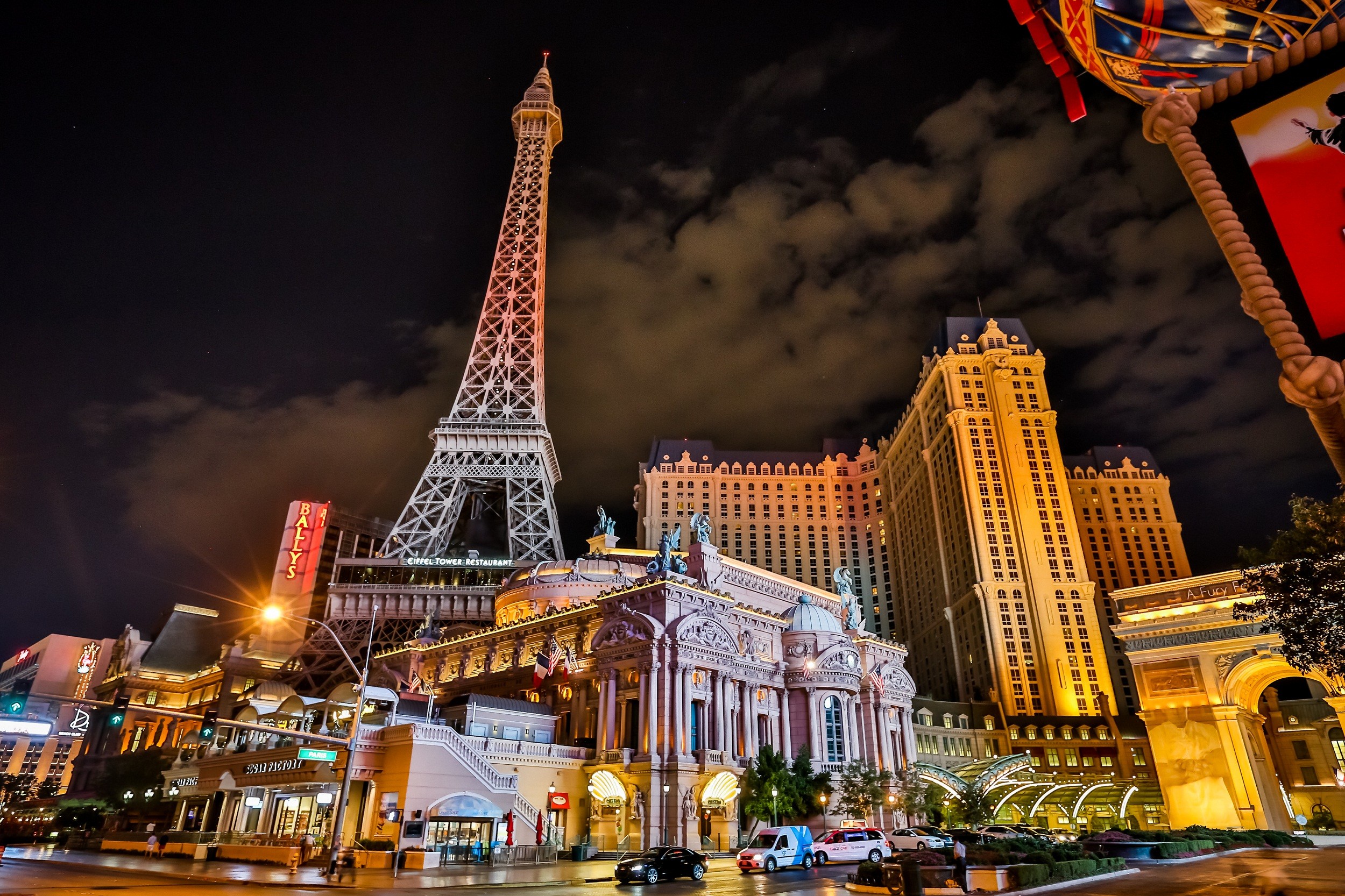 Adeus Rio: 2022 WSOP Moving to Bally’s and Paris on the Las Vegas Strip