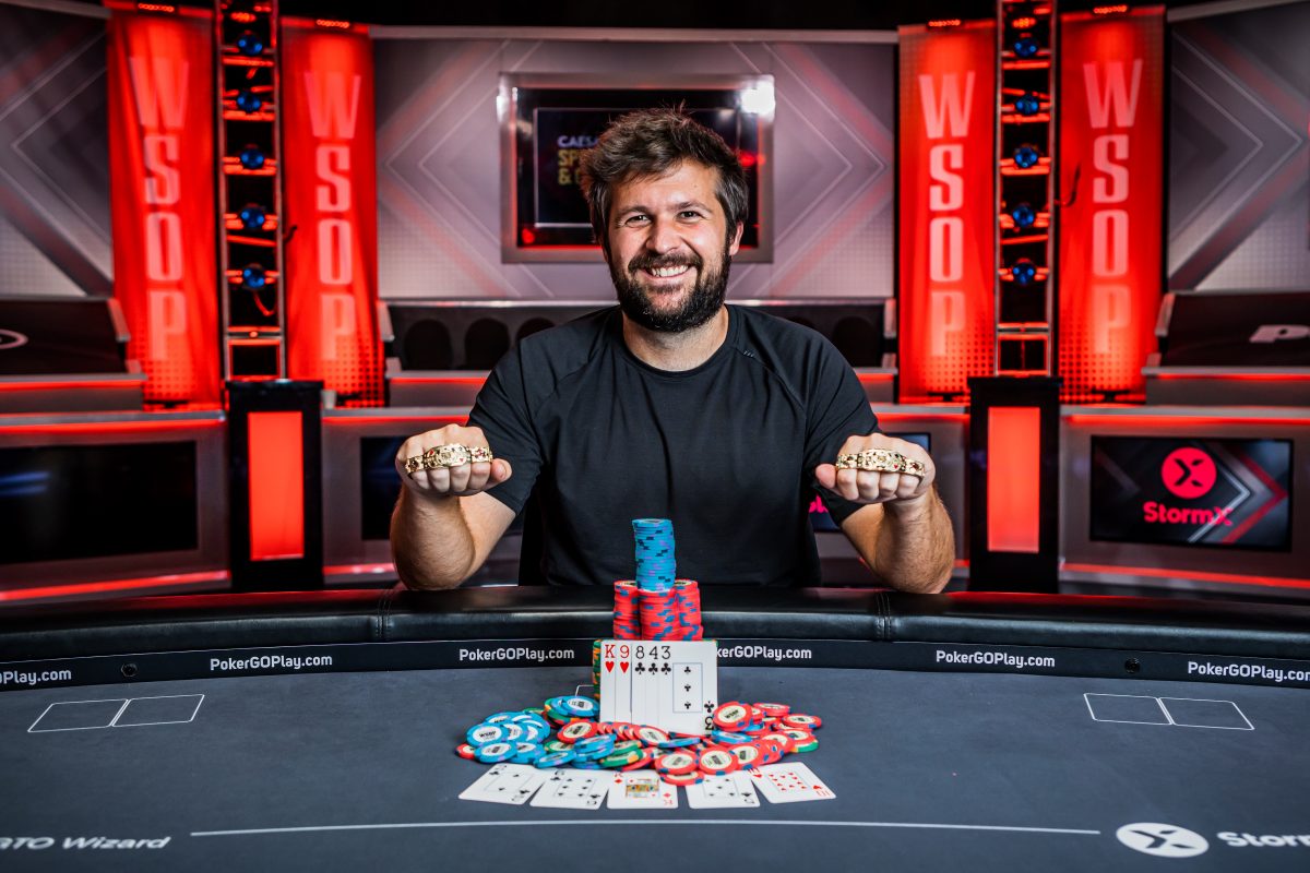 Chad Eveslage Scoops Two World Series of Poker Bracelets by Sweeping Dealer’s Choice Events