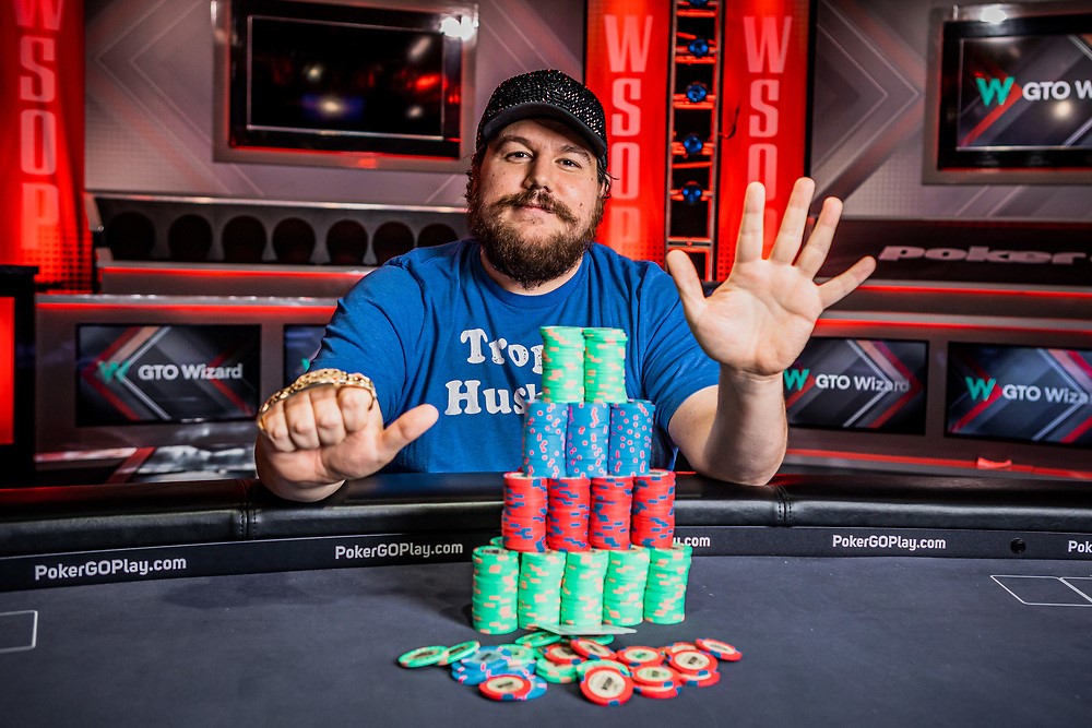 Shaun Deeb Seizes Sixth WSOP Bracelet, Looks to Repeat as Player of the Year
