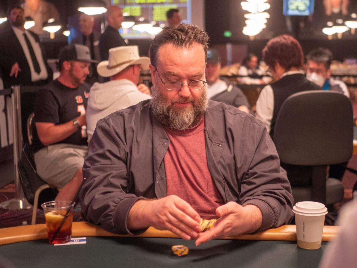 Todd Brunson counts chips